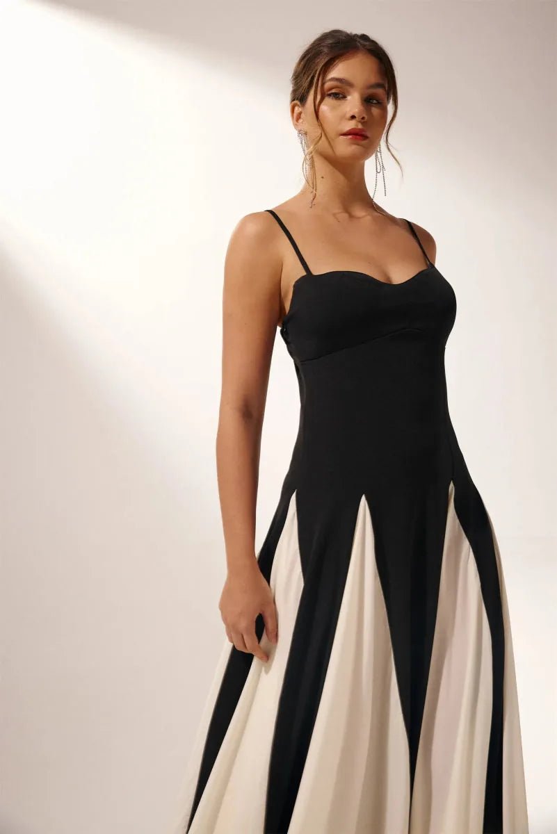 Aria | Elegant Color Block Maxi Slip Dress With Sweetheart Neckline - Black - 11