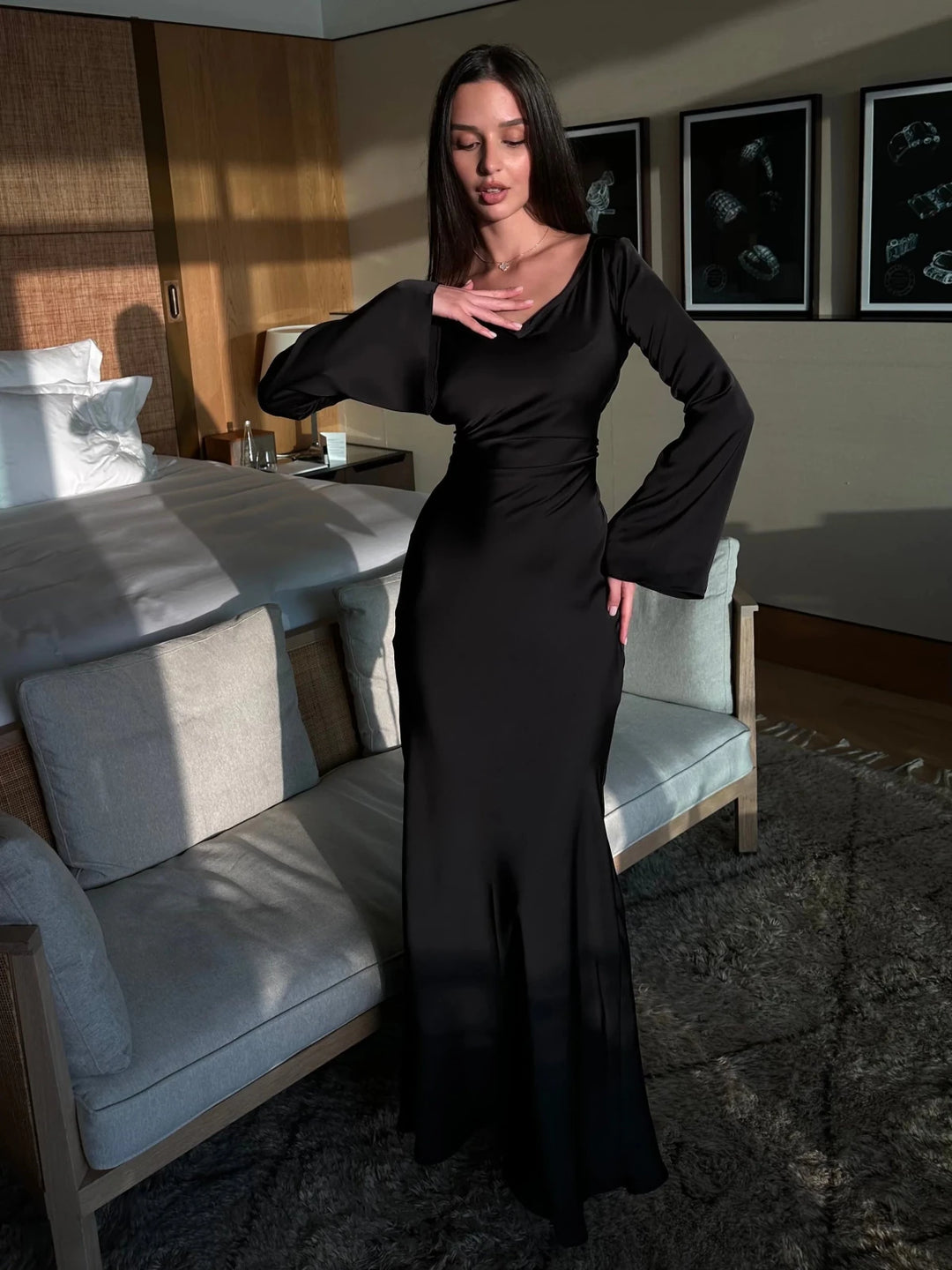 Sophia | Elegant Long Sleeve V - Neck Maxi Dress - Black - 7