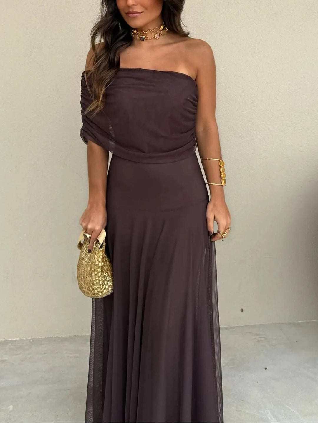 Serena | Elegant Off - Shoulder Ruched Maxi Dress - Purple - 5