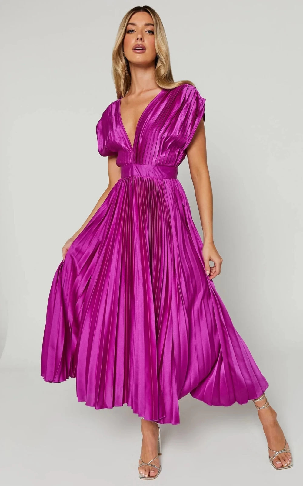 Imogen | Elegant V - Neck Pleated Midi Dress - Purple - 1