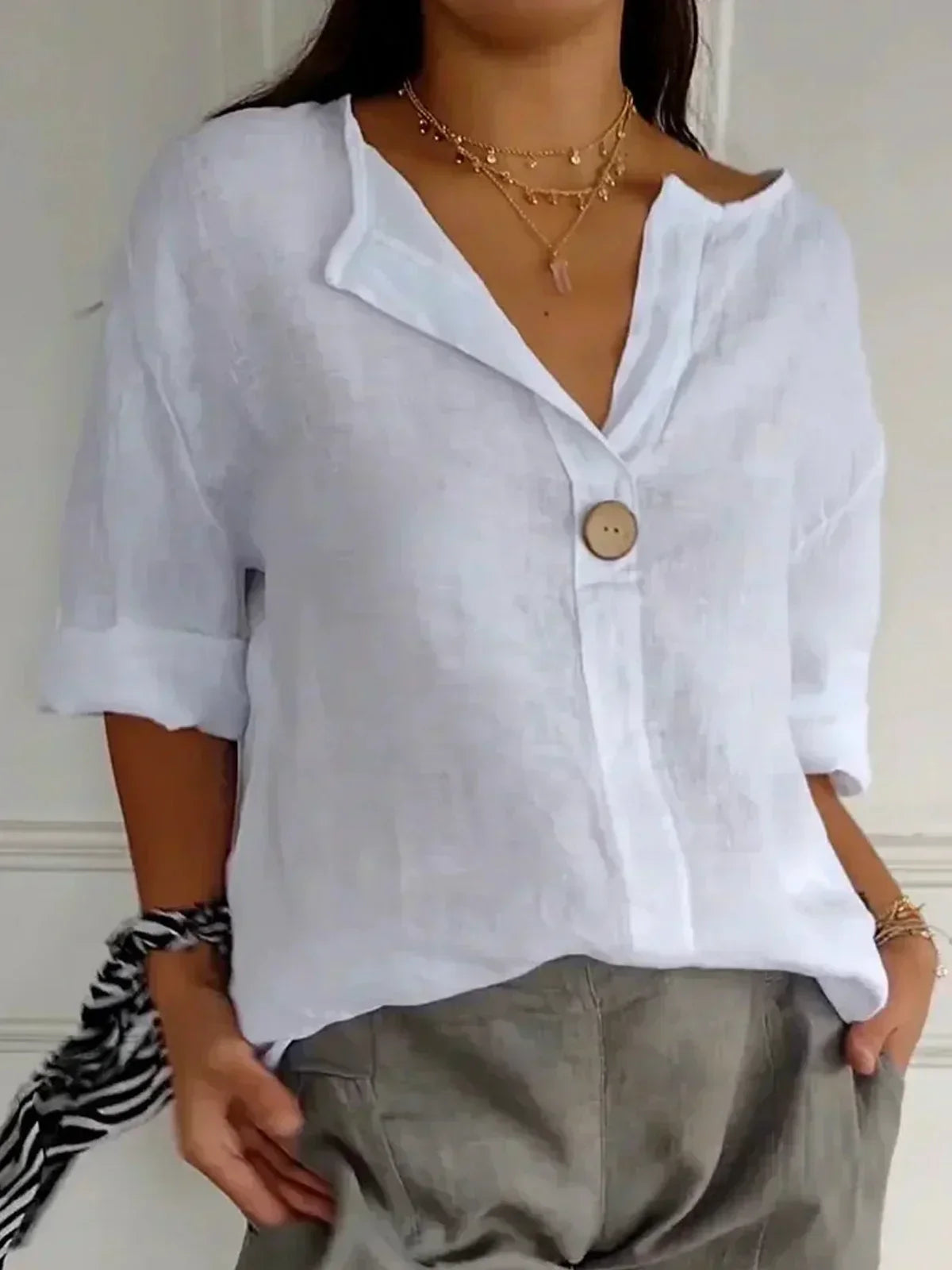 Freja - Chic Casual Blouse