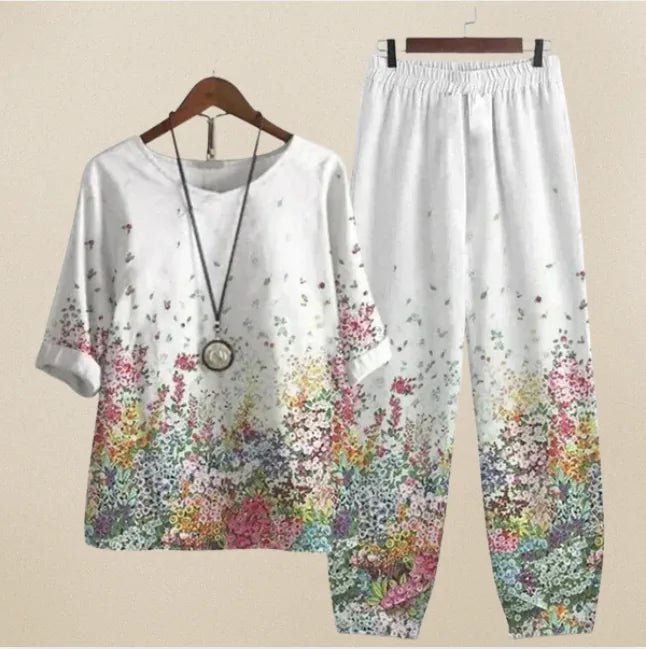 Ruby | Comfortable Loungewear Set with Printed Top & Matching Pants - Red - 11