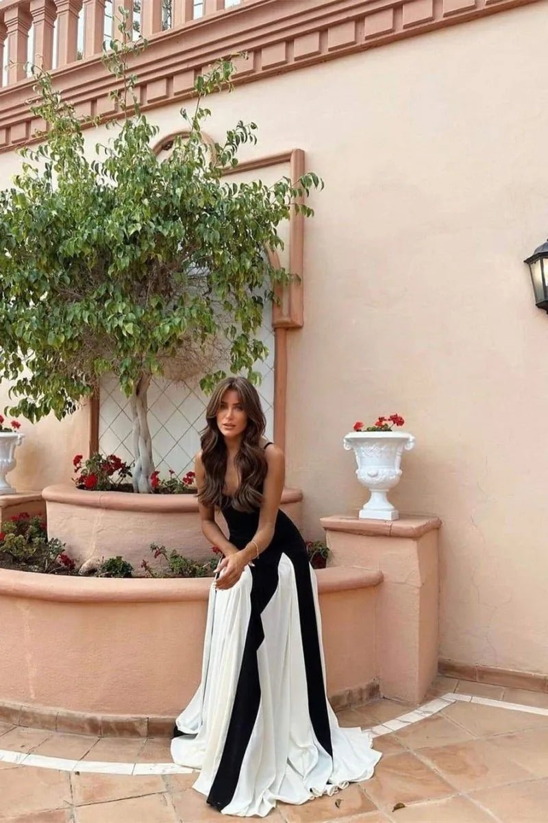 Aria | Elegant Color Block Maxi Slip Dress With Sweetheart Neckline - Black - 6