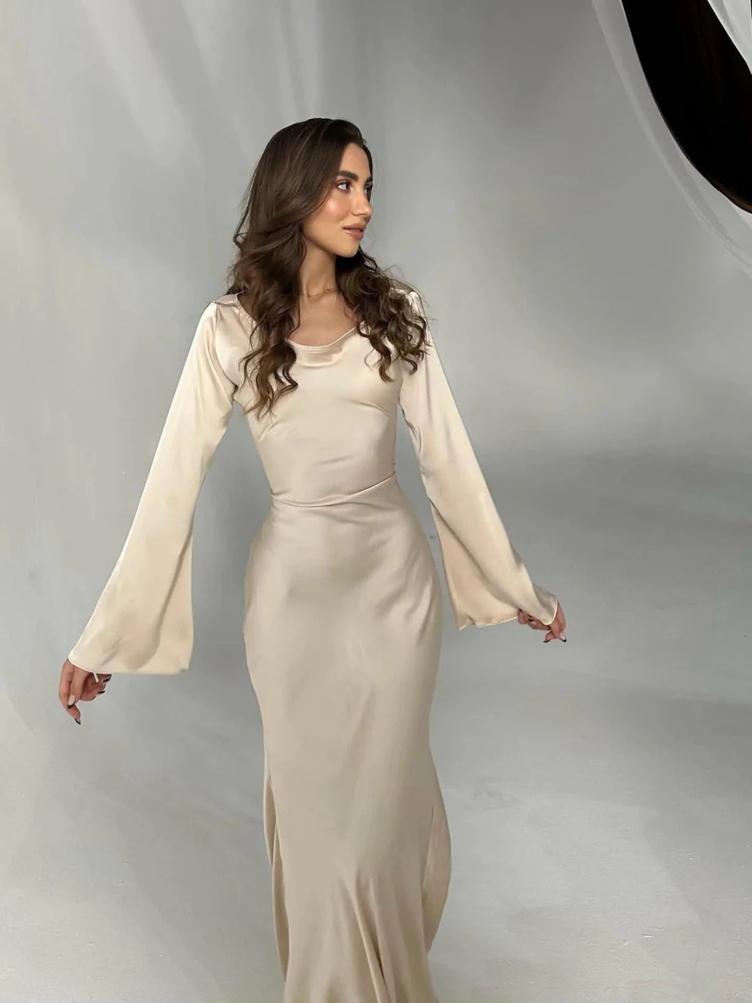 Sophia | Elegant Long Sleeve V - Neck Maxi Dress - Beige - 19