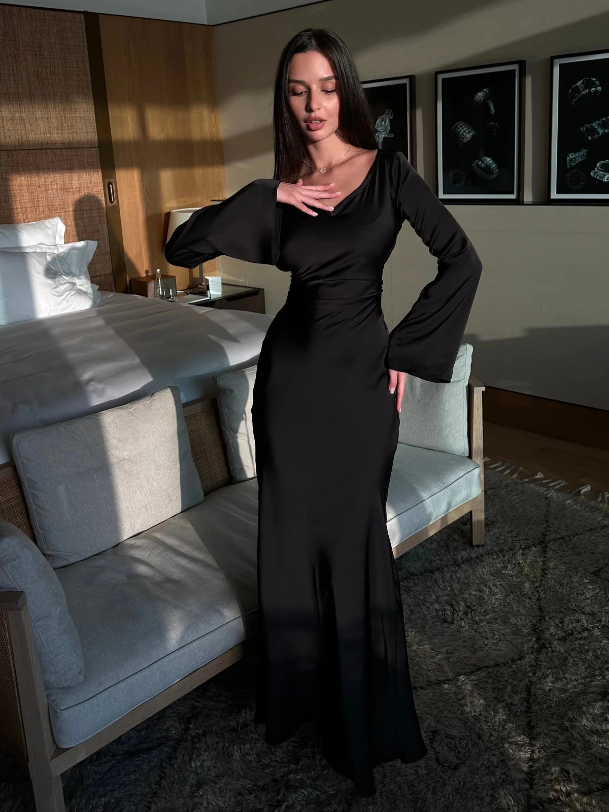 Sophia | Elegant Long Sleeve V - Neck Maxi Dress - Black - 7