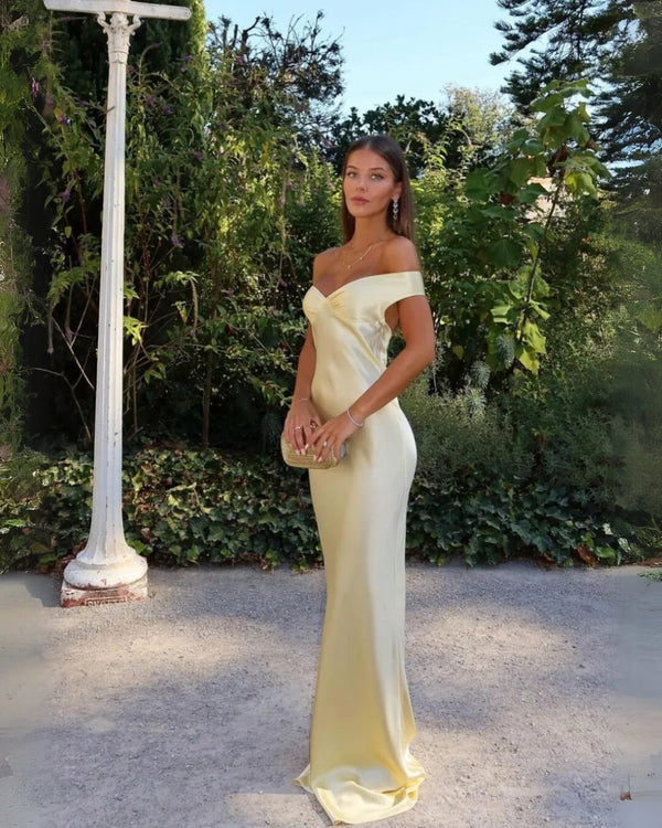 Ophelia | Elegant Off - Shoulder Backless Maxi Dress - Yellow - 1