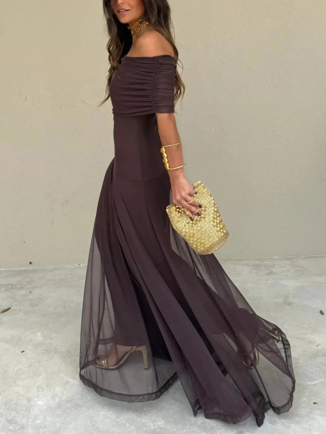 Serena | Elegant Off - Shoulder Ruched Maxi Dress - Purple - 3