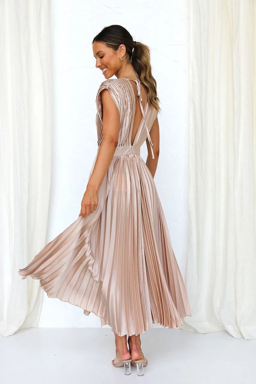 Imogen | Elegant V - Neck Pleated Midi Dress - Light Pink - 4