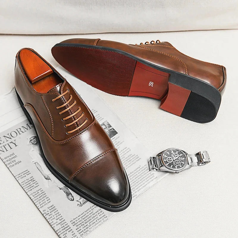 Brown Men's Italian Leather Oxford Shoes — Hugo Cap Toe Business Formal - Flat Lay Watch